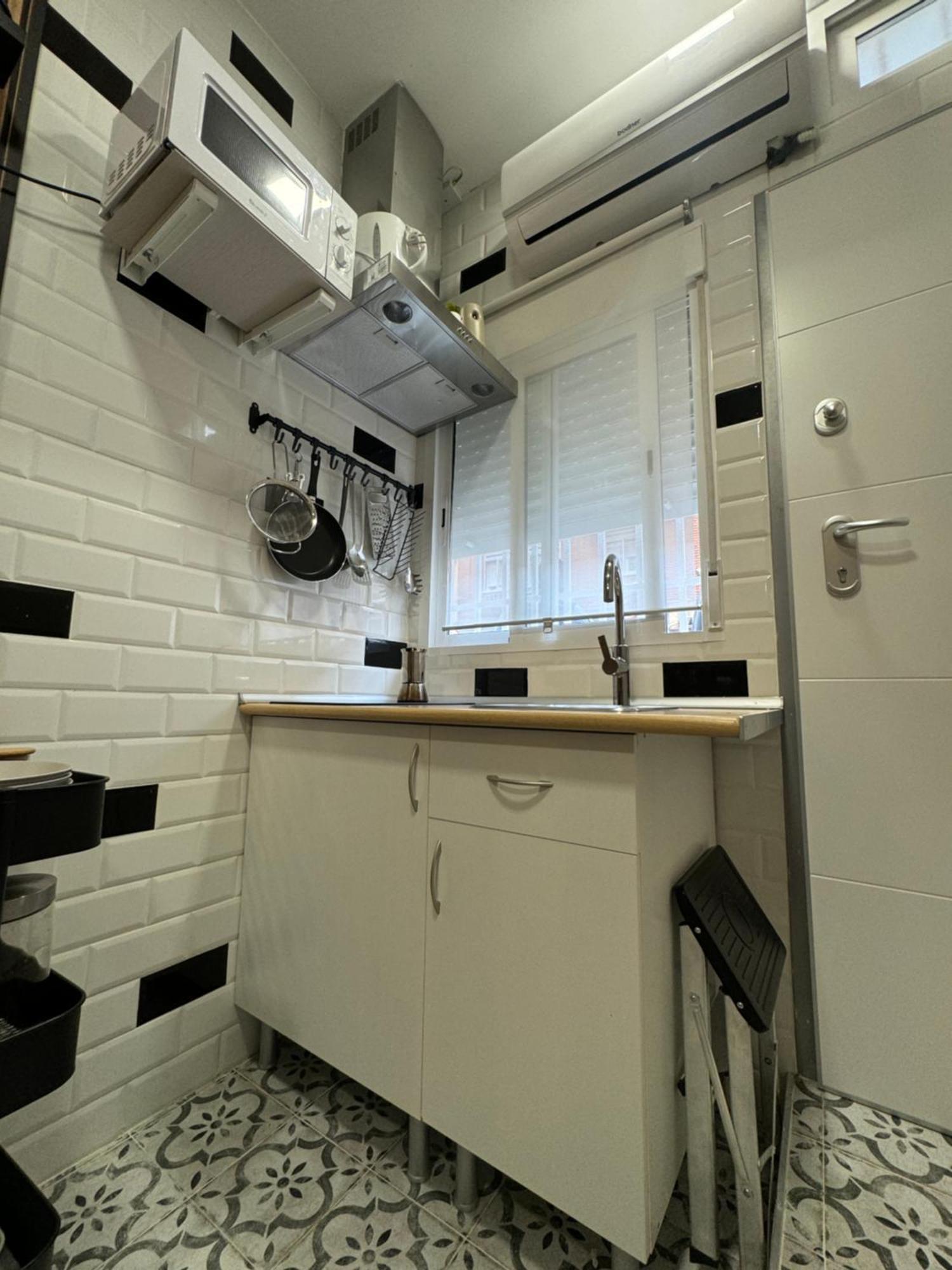 Vistalegre! Pequeno Y Fantastico Loft Cerca Del Metro Apartment Madrid Bagian luar foto